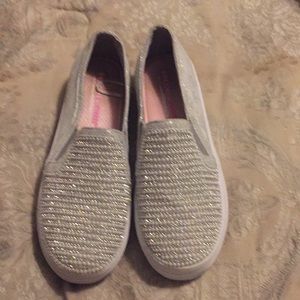Adorable Skechers glitter slip-on sneakers